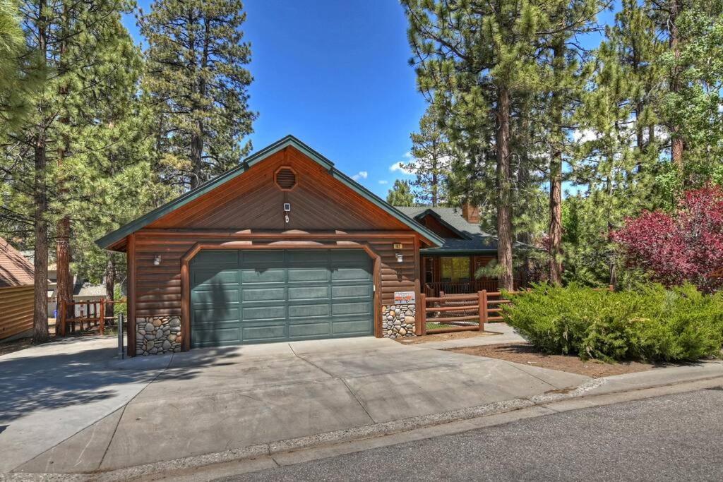 Teakwood - 3-Br Spa, Fire Pit, Quiet, Ac, Centrally Located Villa Big Bear Lake Exterior photo